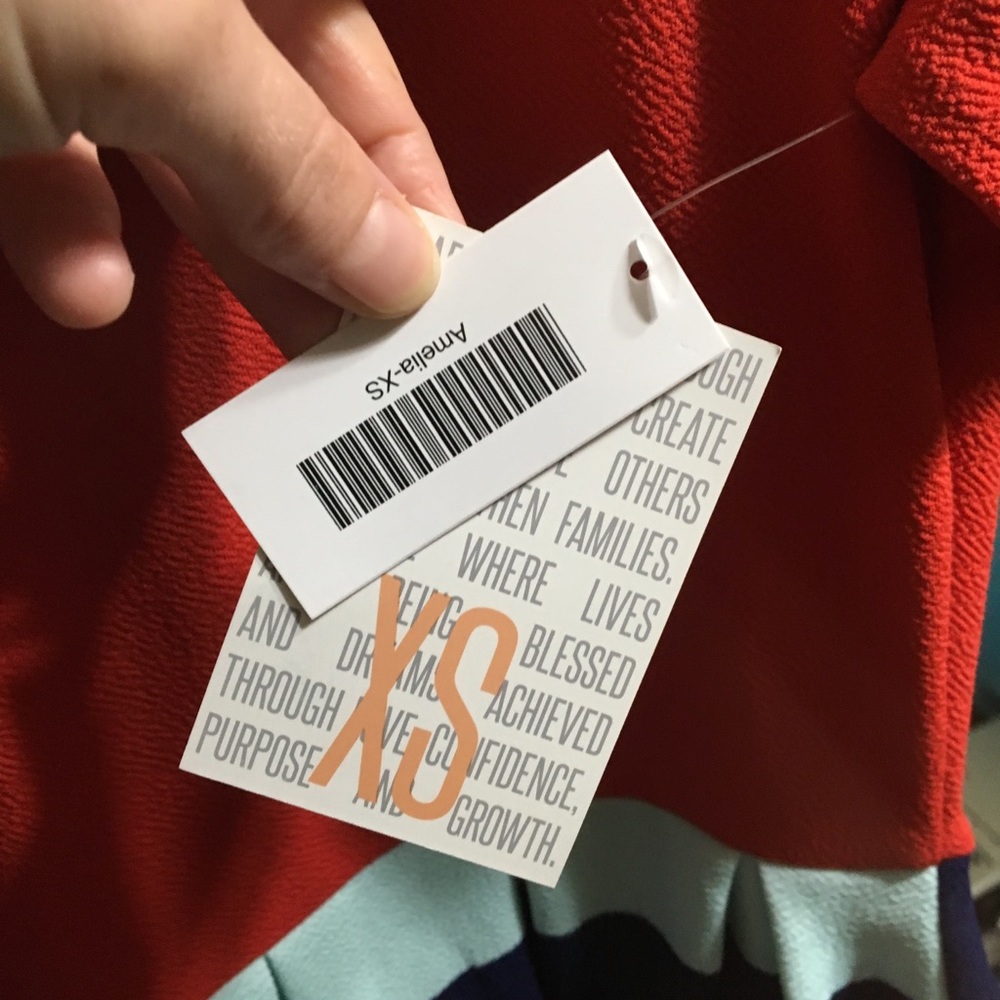 Xs LuLaRoe Amelia